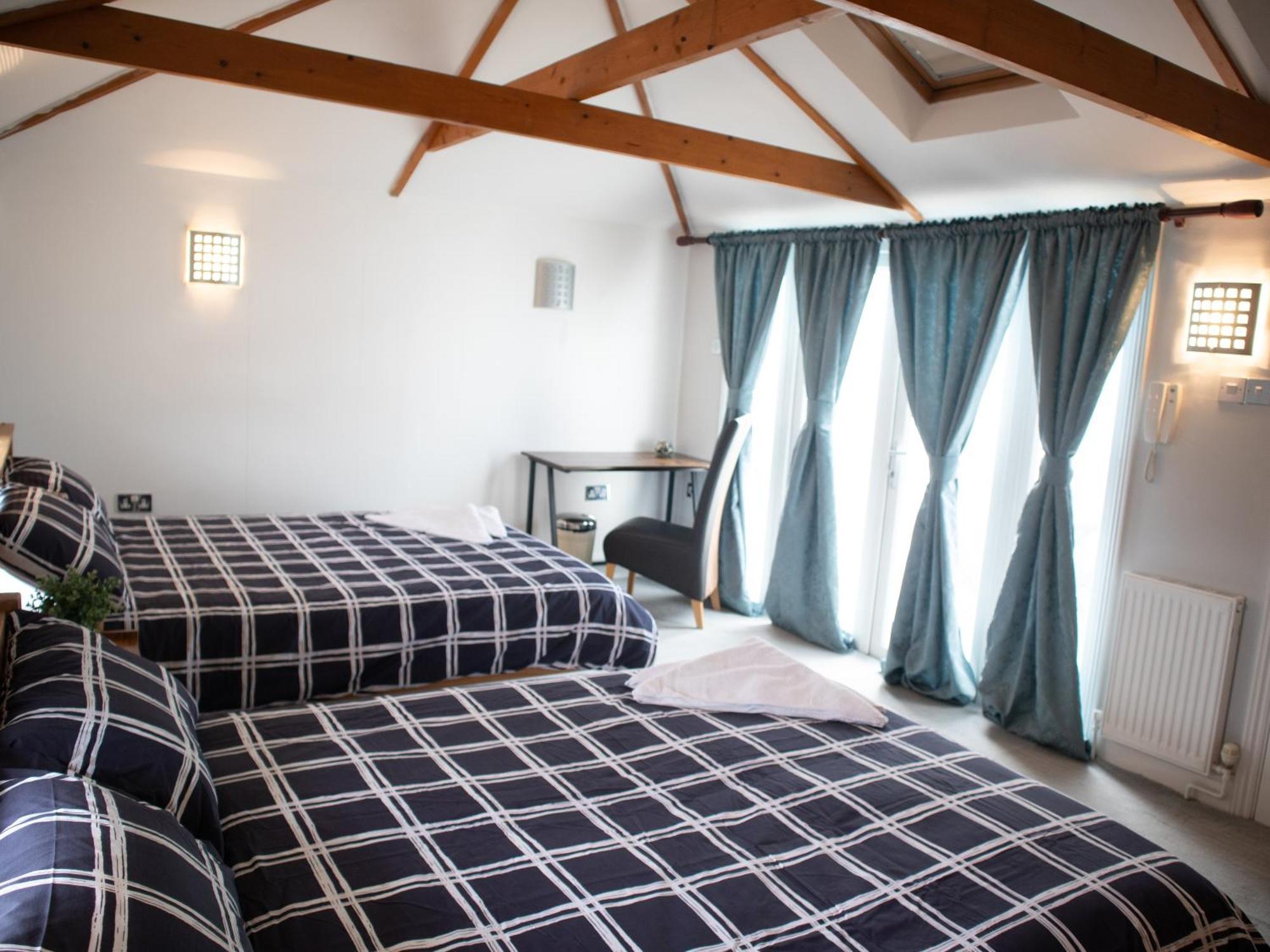 Bright Private Terrace - Free Private Parking - Tv - Wifi - Netflix Croydon Exterior foto